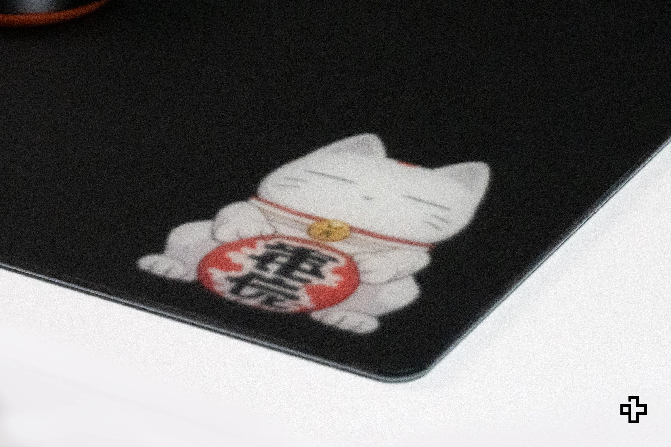 Podkładka pod mysz Gaming QwertyKey Esports Glass MOMO szklana 3.2mm Anti - Slip TPU