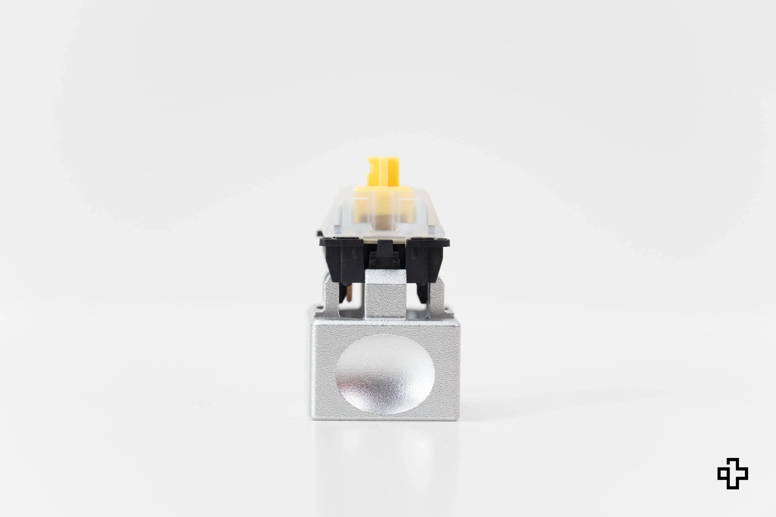 Switche Gateron Milky Yellow Pro Black Bottom