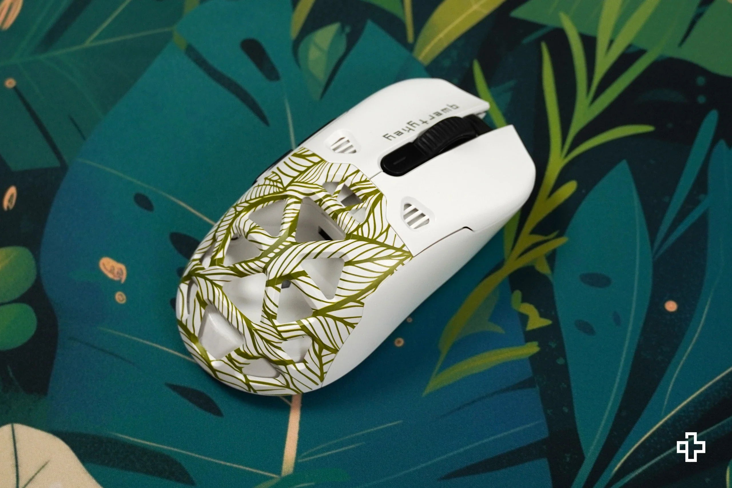 Obudowa myszy QKM1 Leaf, biała
