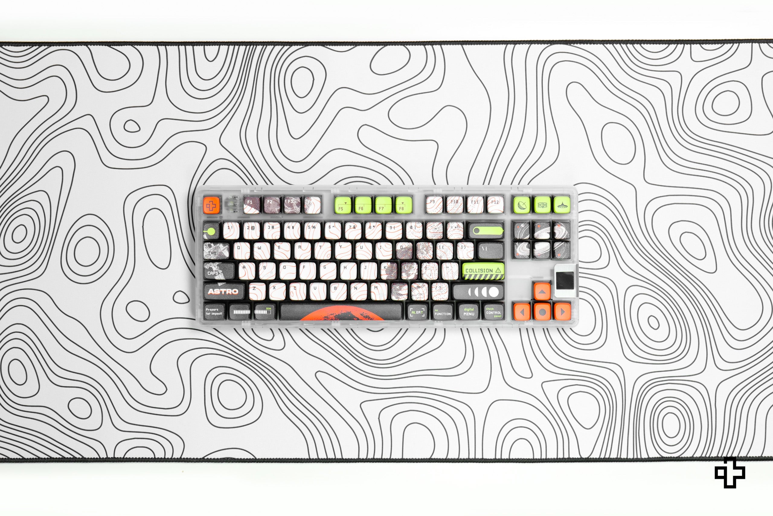 Deskmat gamingowy QwertyKey Astro Topographic, wodoodporny, obszyte krawędzie, 4 mm, antypoślizgowy gumowy spód