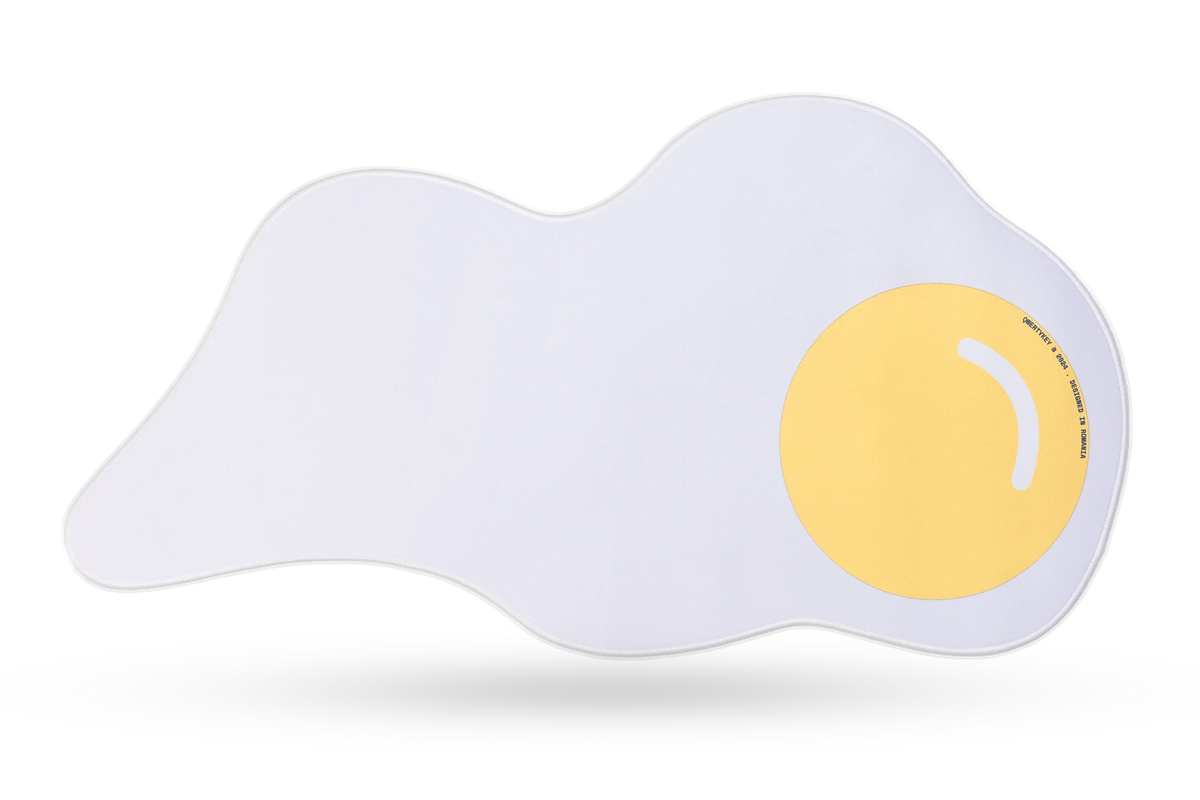 Deskmat gamingowy QwertyKey Egg, nieregularny kształt, wodoodporny, obszyte krawędzie, 4 mm, antypoślizgowy gumowy spód