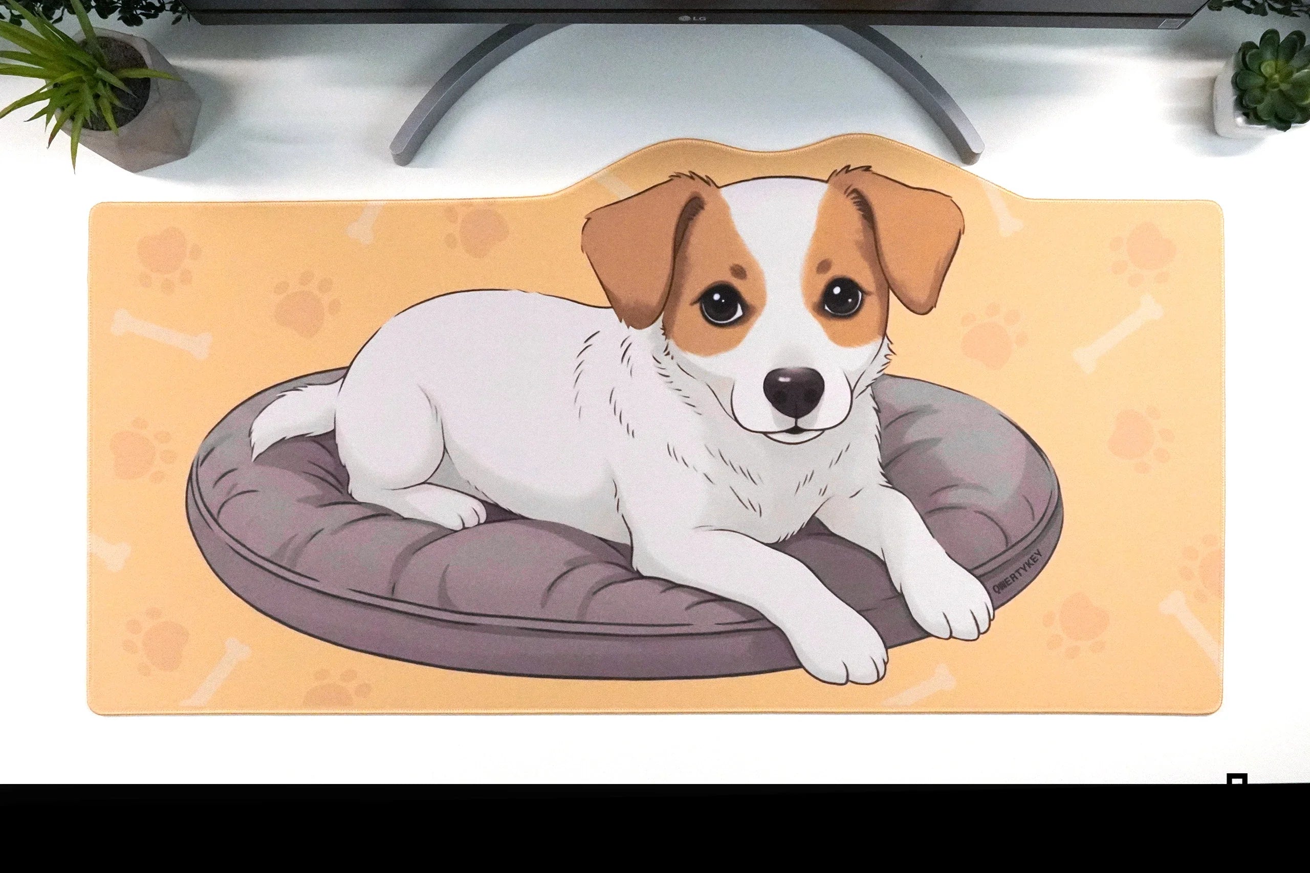 Deskmat / podkładka pod mysz QwertyKey Dog Joy 4 mm obszyte krawędzie