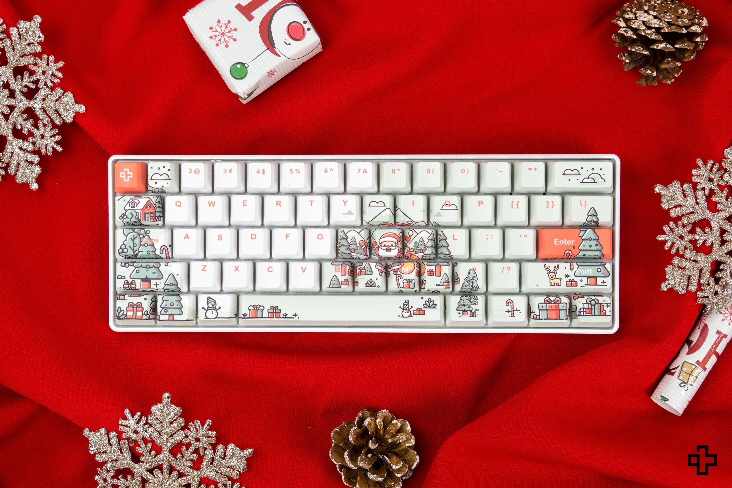 QwertyKey Santa - świąteczna klawiatura mechaniczna gamingowa, Hotswap
