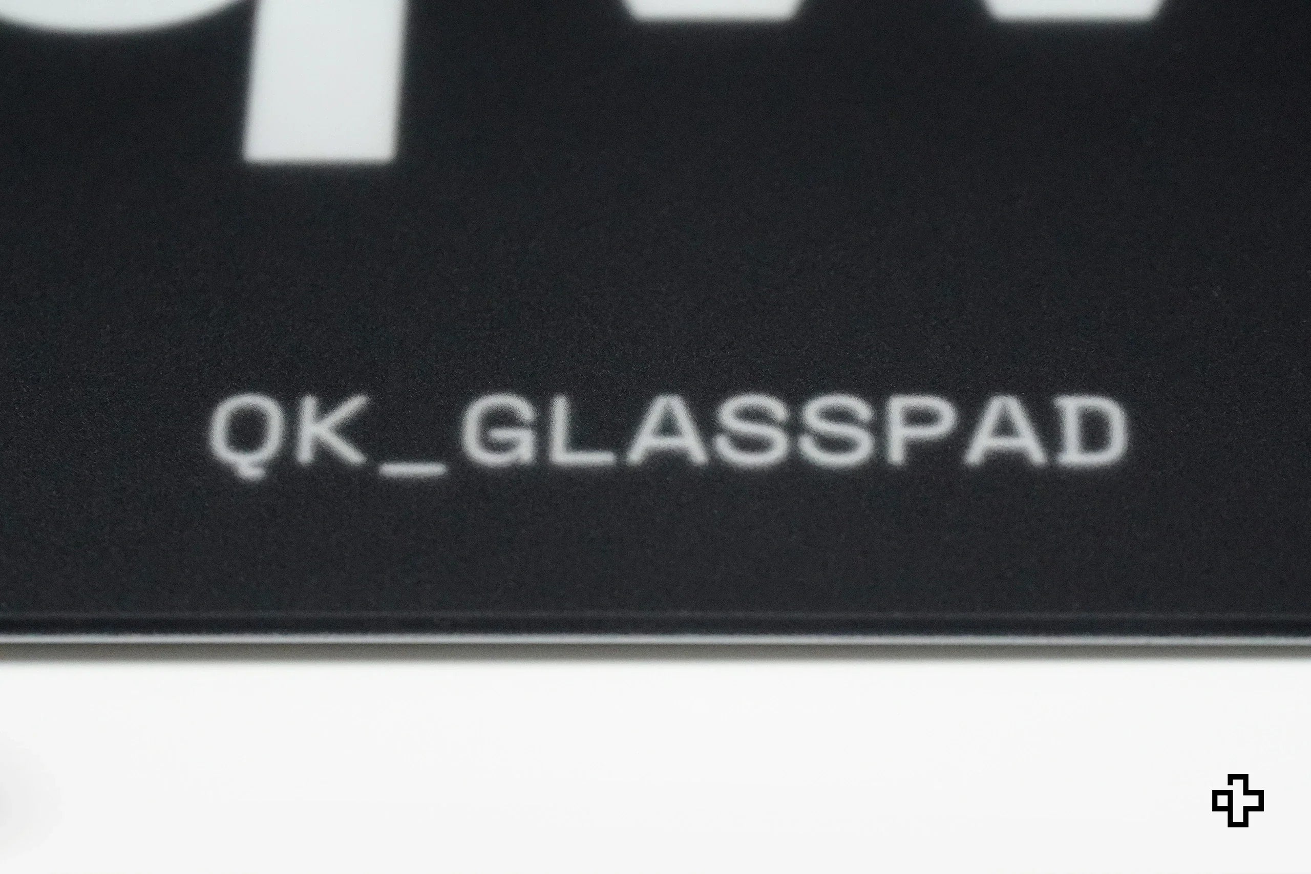 Podkładka pod mysz Gaming QwertyKey Esports szklana 3.2mm Anti - Slip TPU