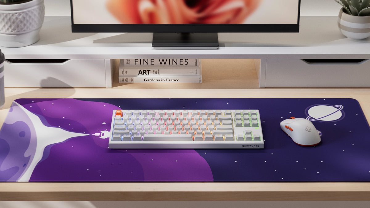 QwertyKey H87 Pro V2 Biała – Bezprzewodowa Klawiatura Mechaniczna Gamingowa, Hotswap, Gasket, Full RGB