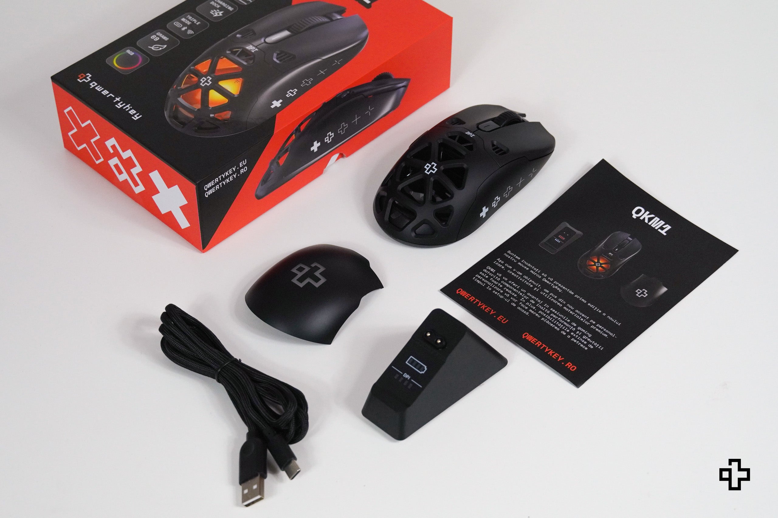 mysz QwertyKey QKM1 bezprzewodowa Bluetooth Charging Dock czarna