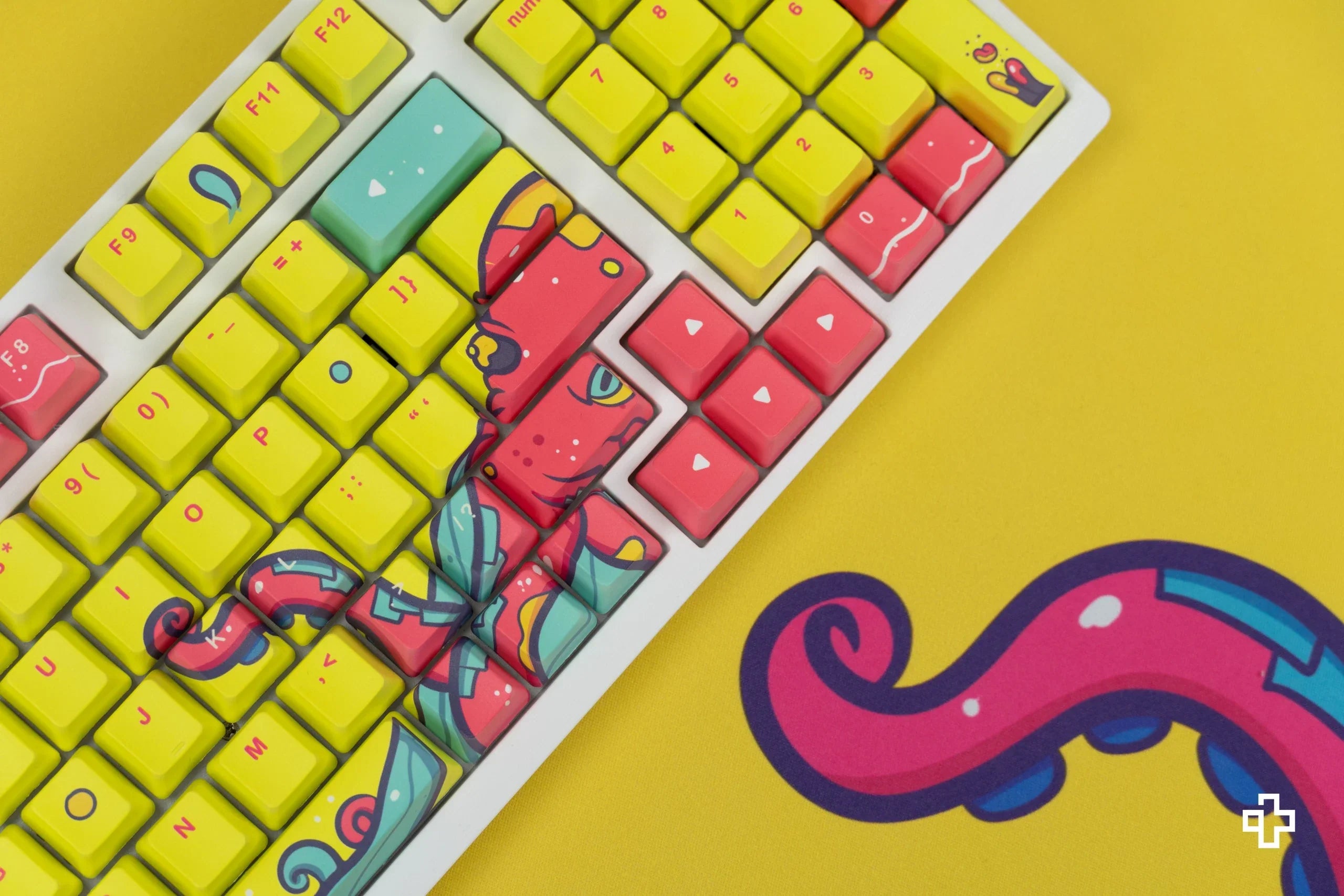 Zestaw keycapów QwertyKey Octopus żółty profil OEM materiał PBT