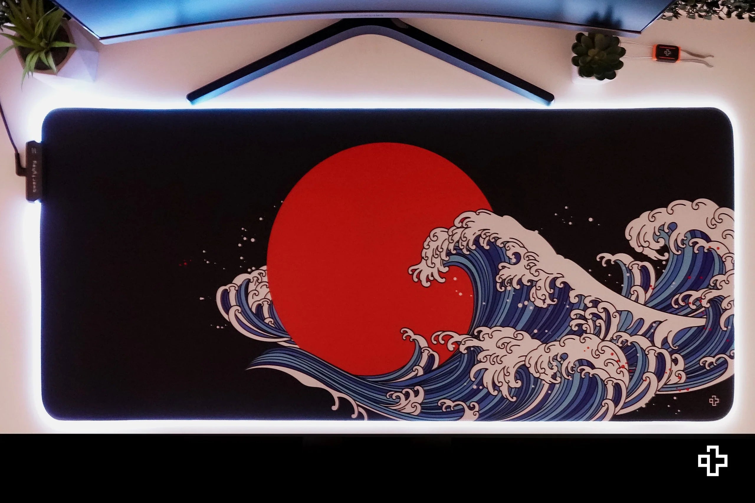 Deskmat / podkładka pod mysz QwertyKey RGB JapanWave 4 mm obszyte krawędzie