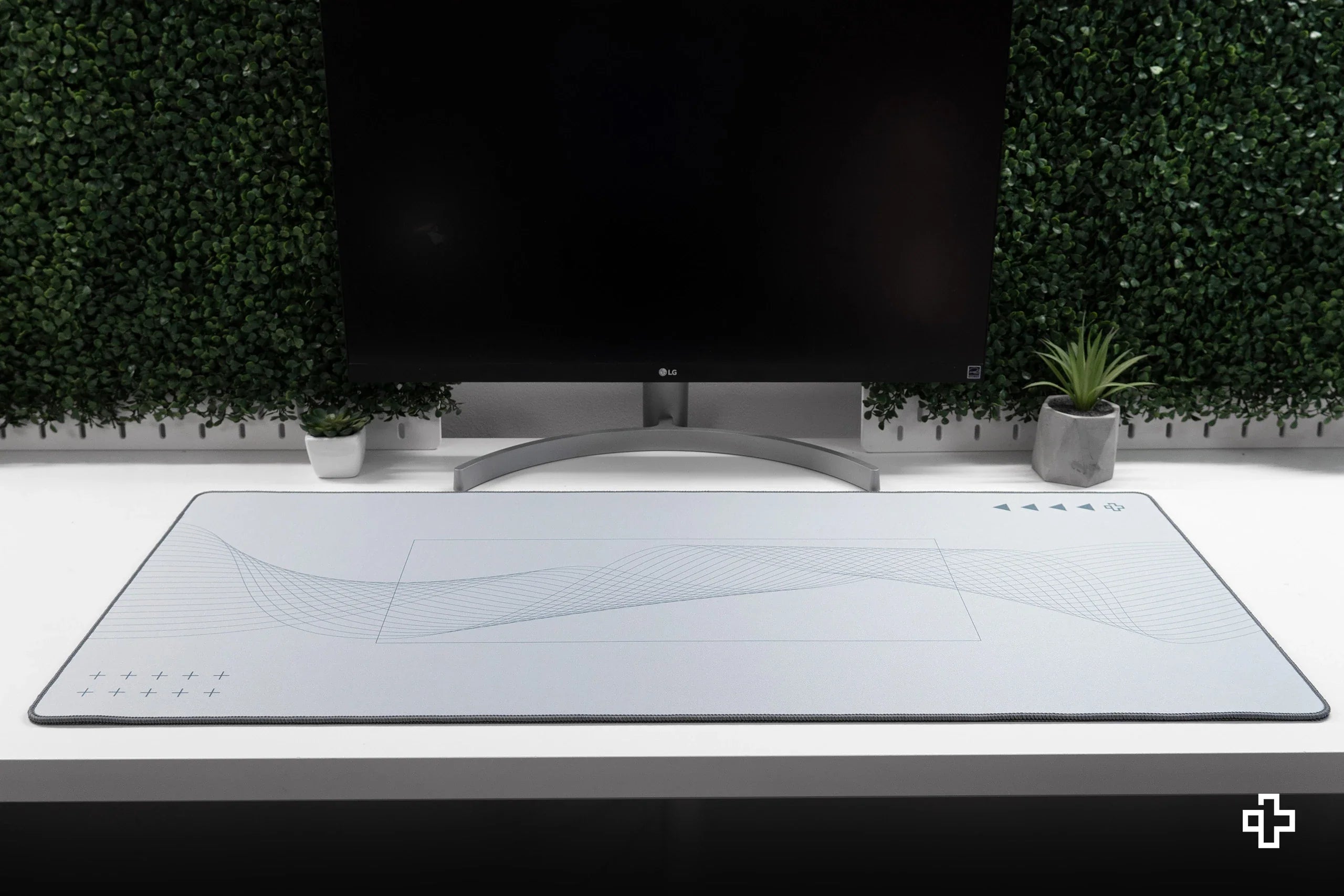 Deskmat / podkładka pod mysz Flow Light, 4 mm, obszyte krawędzie