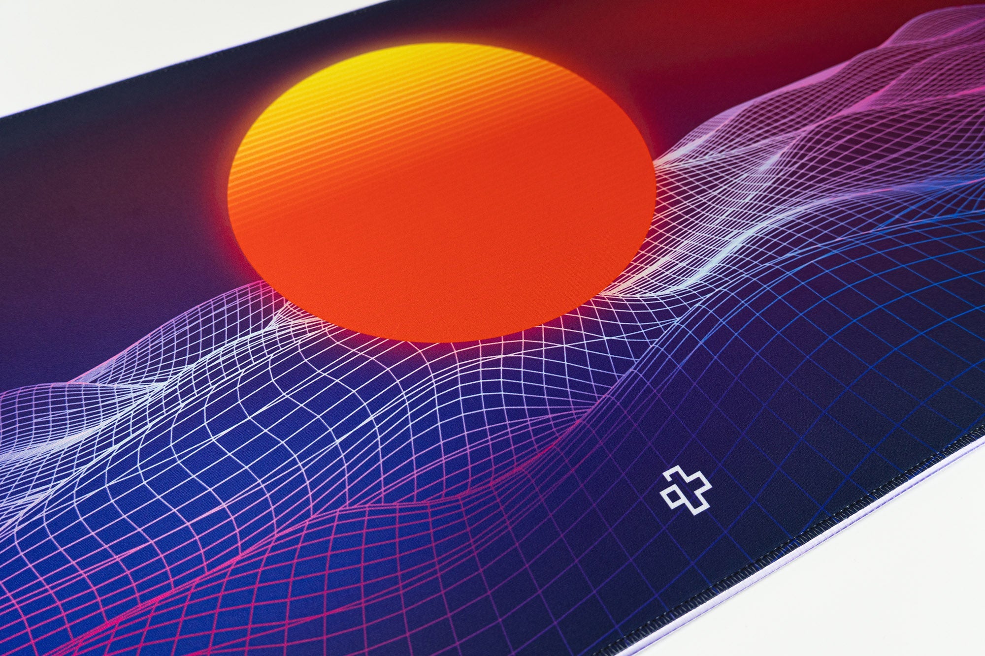 Deskmat Mousepad QwertyKey RGB CyberWave 4mm margini cusute - QwertyKey
