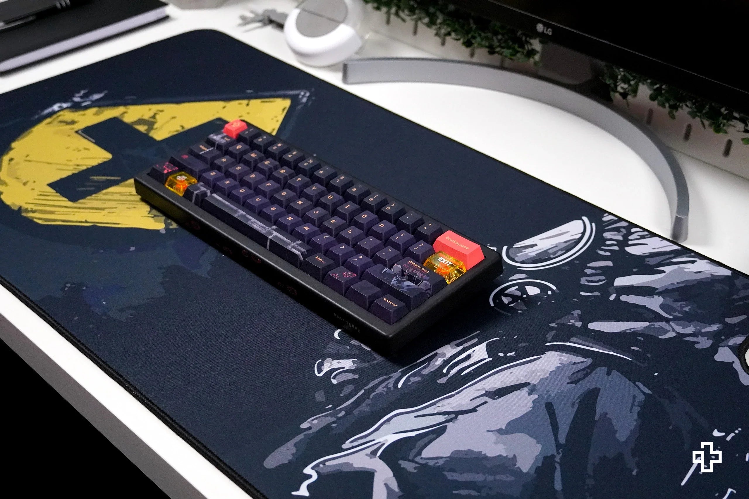Deskmat / podkładka pod mysz QwertyKey Fallout 4 mm obszyte krawędzie