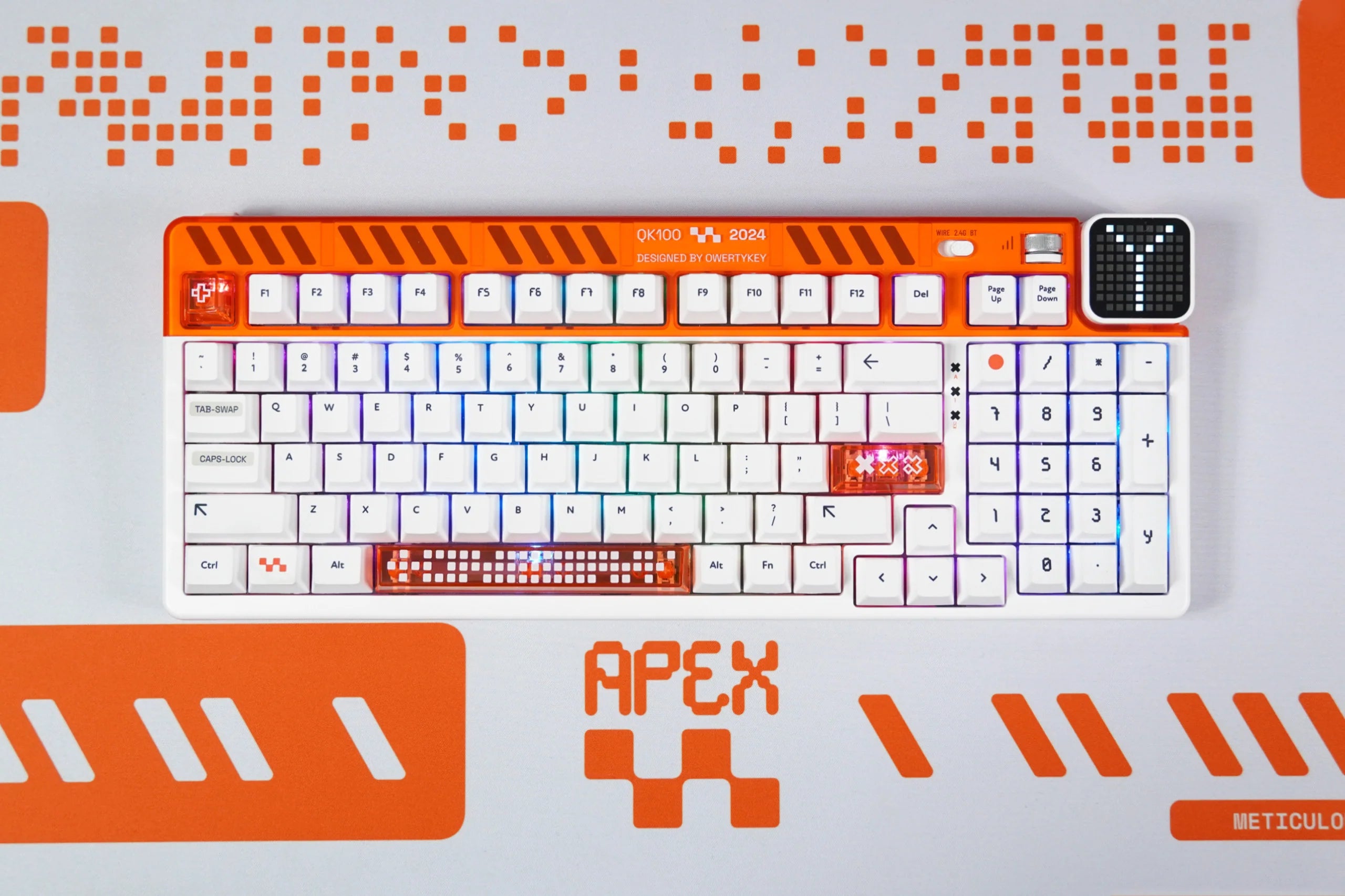 Deskmat QwertyKey Apex, 4 mm, obszyte krawędzie
