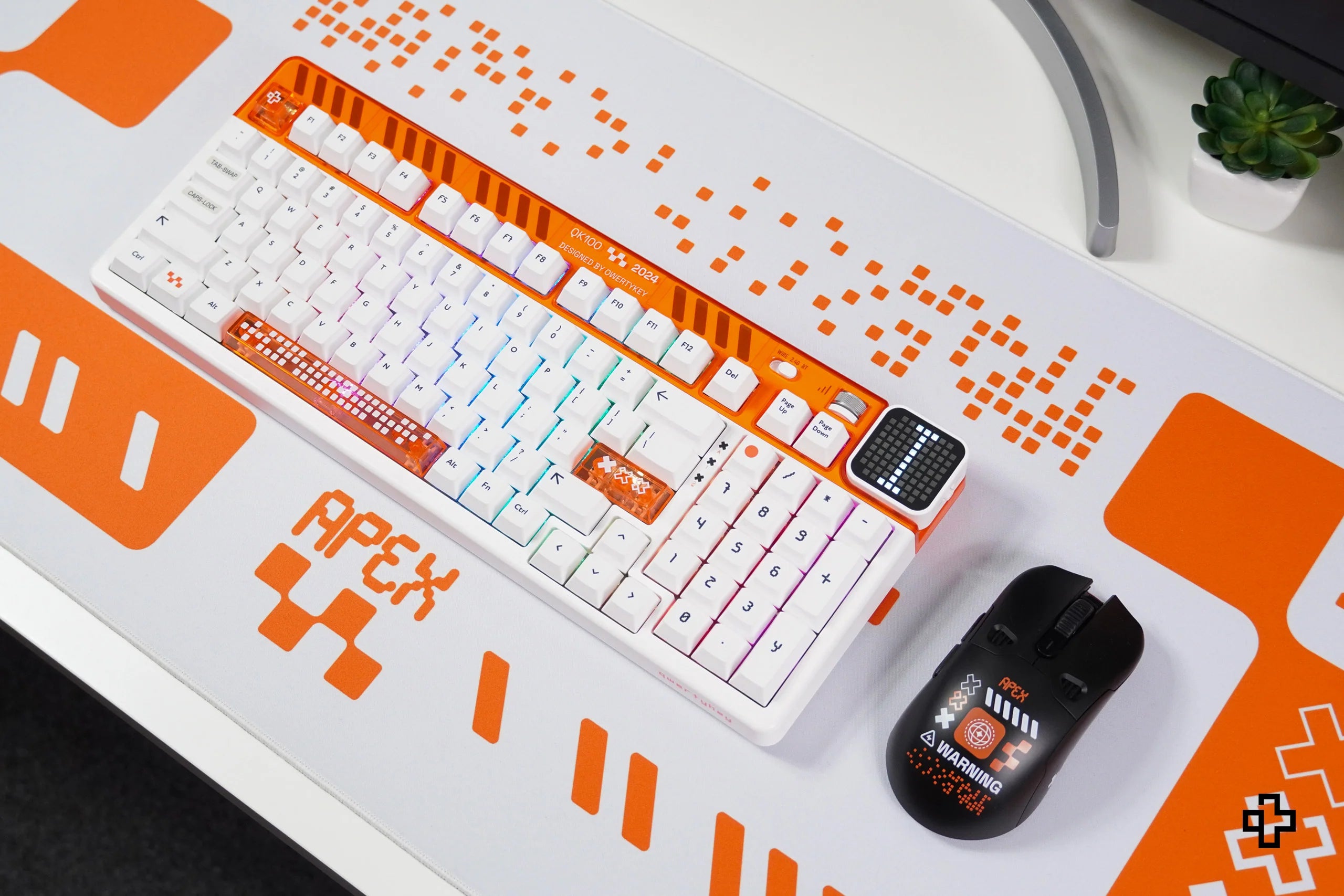 Deskmat QwertyKey Apex, 4 mm, obszyte krawędzie