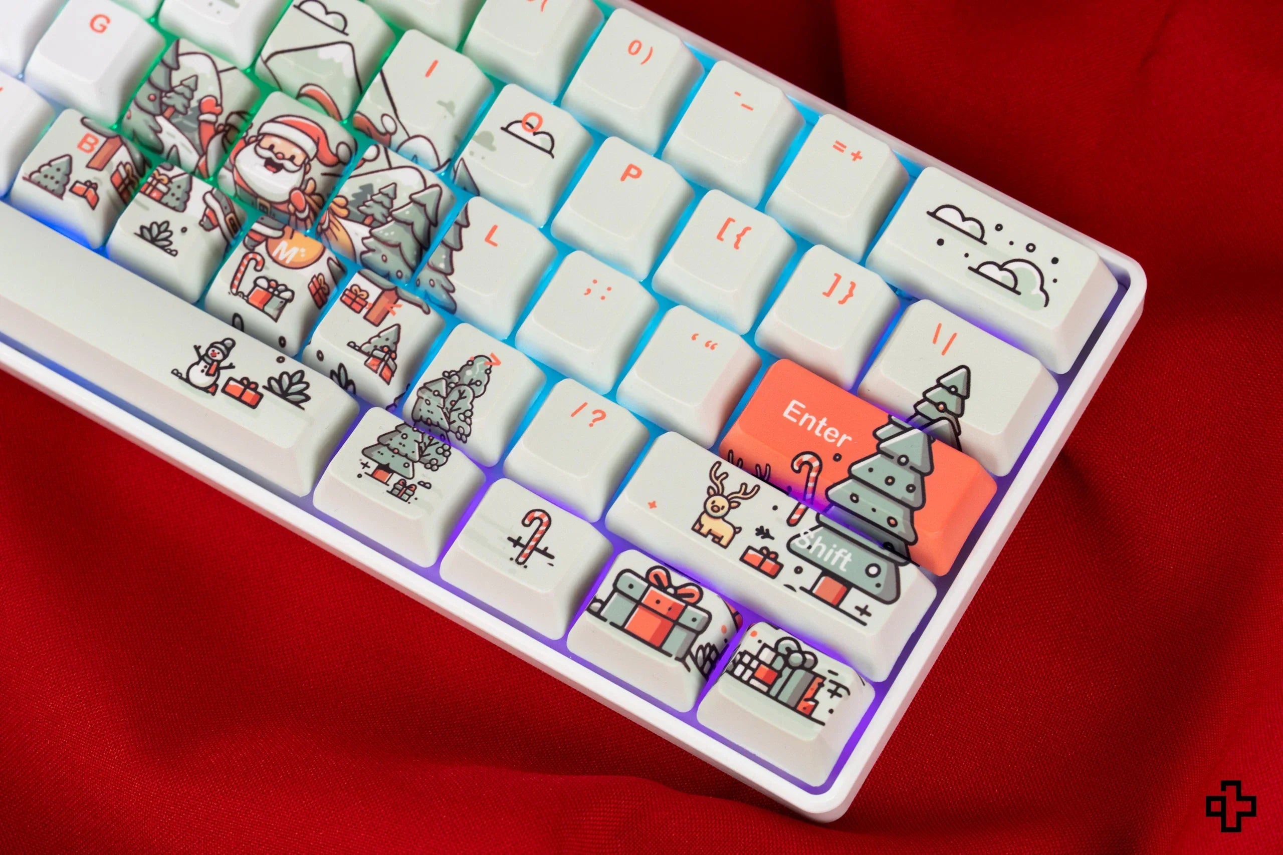 QwertyKey Santa - świąteczna klawiatura mechaniczna gamingowa, Hotswap